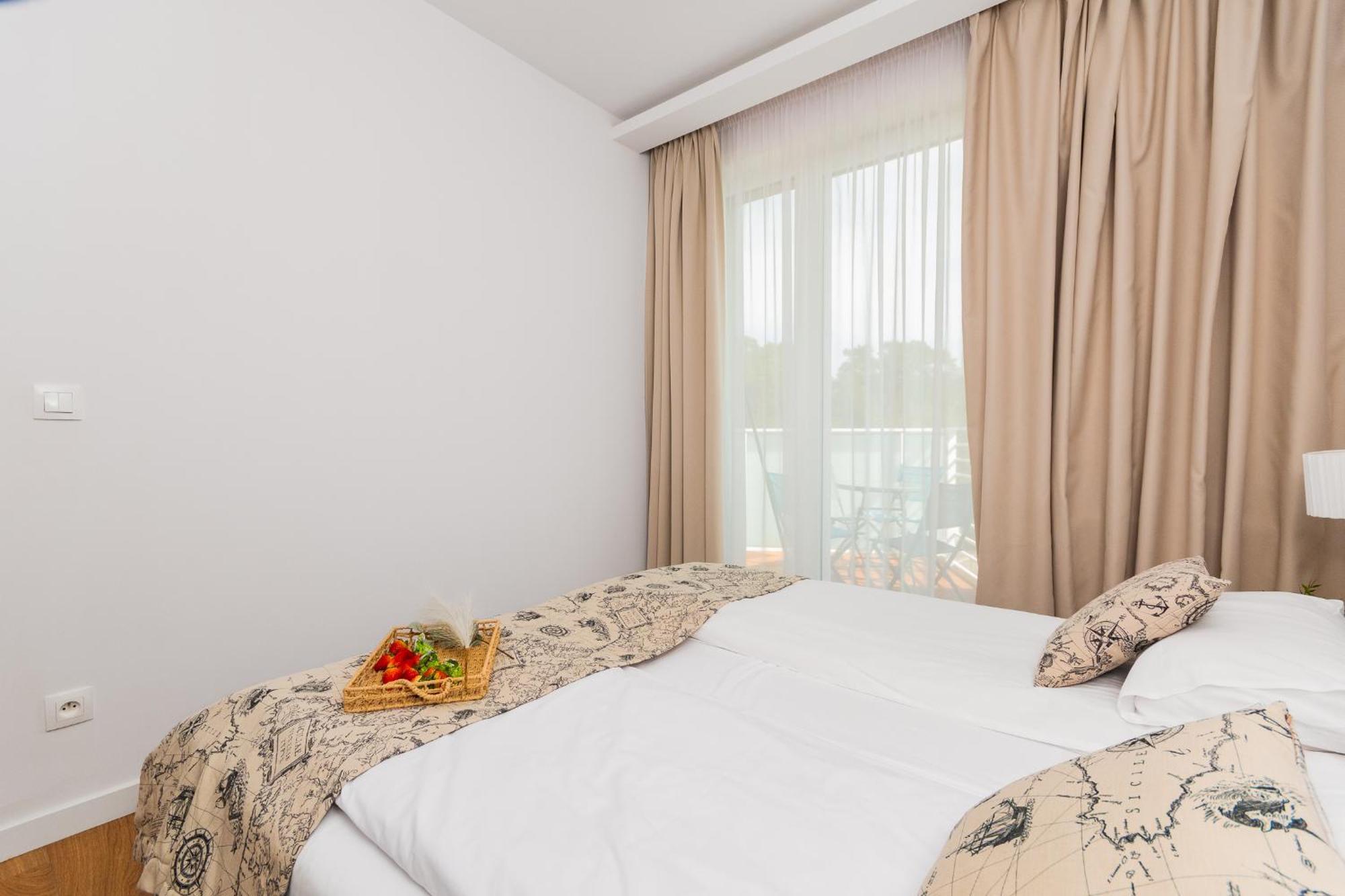 Apartamenty Mierzeja - Marina, Katy Rybackie, 100 M Od Zalewu Wislanego Exterior foto